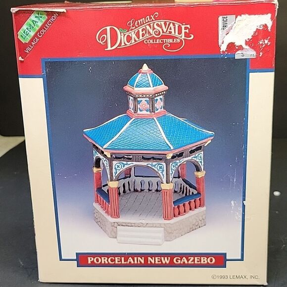 Vintage 1993 Lemax Dickensvale Christmas Village  Gazebo #33096 Retired - Picture 2 of 16